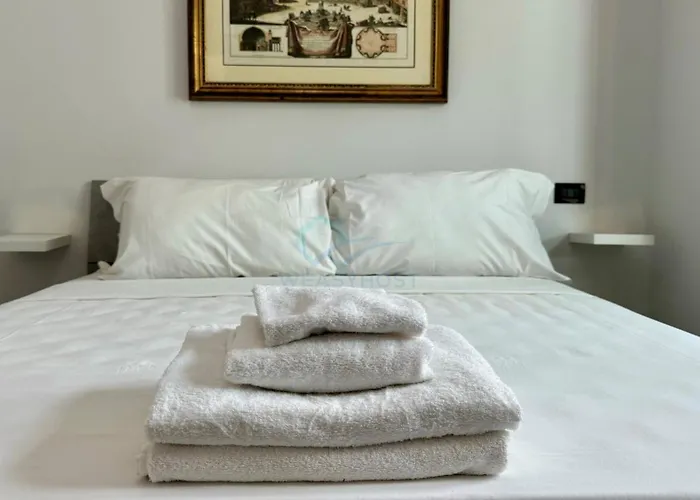 Contemporary Comfort Stylish Modern Rome